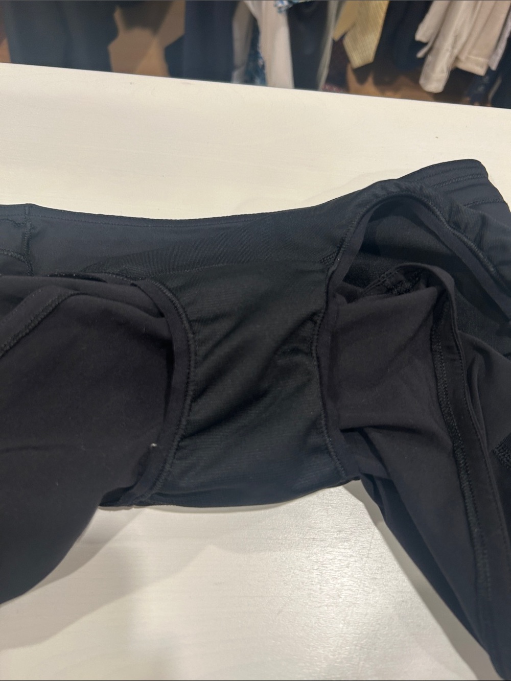 Lululemon Speed Up Shorts in Black - Picture 7 of 8